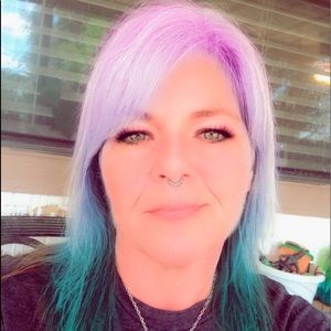 Meet your Posher, Marion